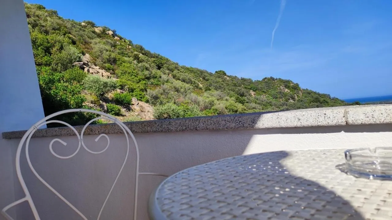 Bed & Breakfast Casa L'Ulivariu Affittacamere San Teodoro  Italy